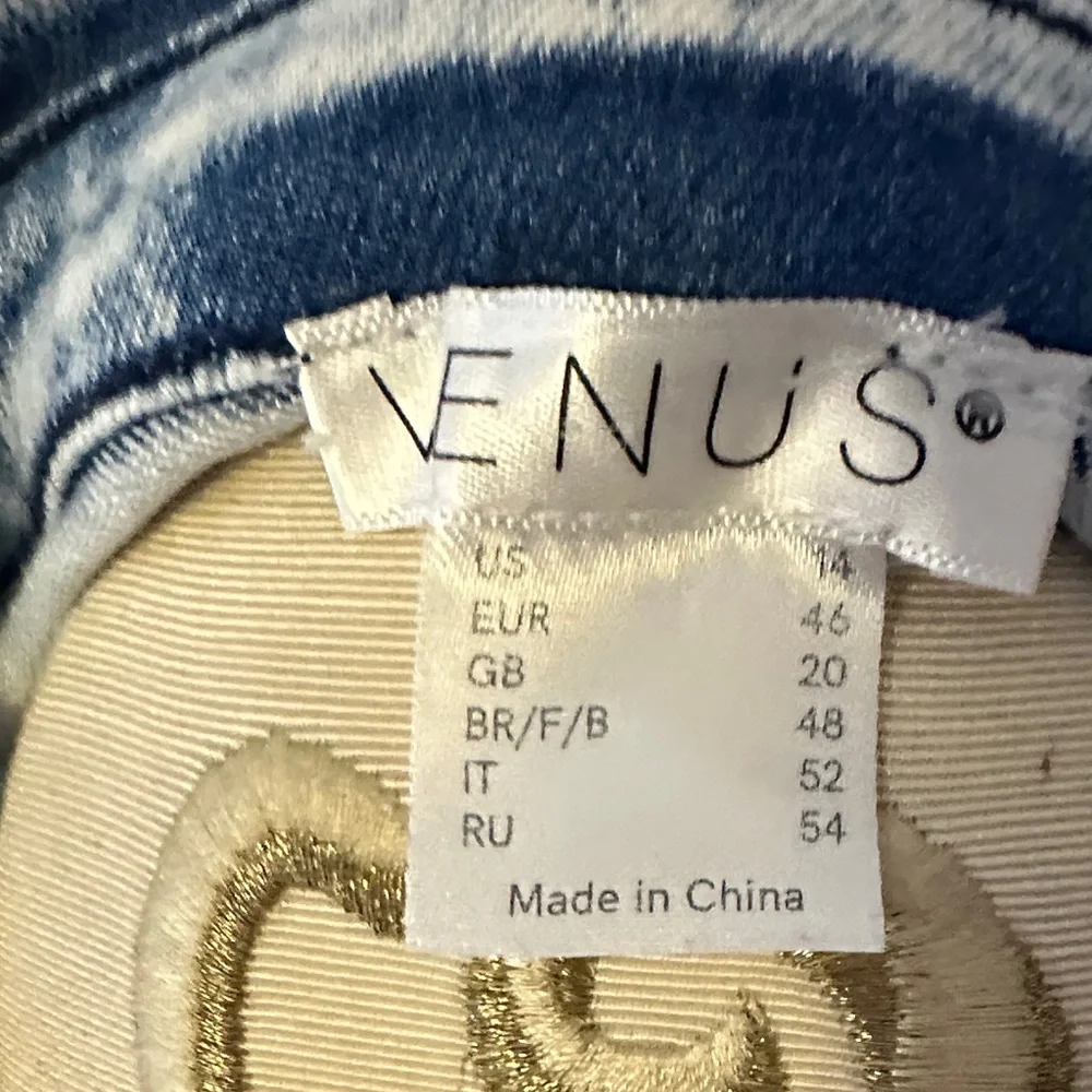 Venus lace up back light blue Denim Washed Women's Jacket/zip front top - Picture 3 of 6